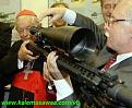 اضغط على الصورة لعرض أكبر.&nbsp;

الإسم:	las-armas-y-el-vaticano.jpg&nbsp;
مشاهدات:	388&nbsp;
الحجم:	22.7 كيلوبايت&nbsp;
الهوية:	778513