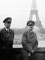 اضغط على الصورة لعرض أكبر.&nbsp;

الإسم:	Hitler-devant-la-tour-Eiffel.jpg&nbsp;
مشاهدات:	133&nbsp;
الحجم:	18.1 كيلوبايت&nbsp;
الهوية:	781500